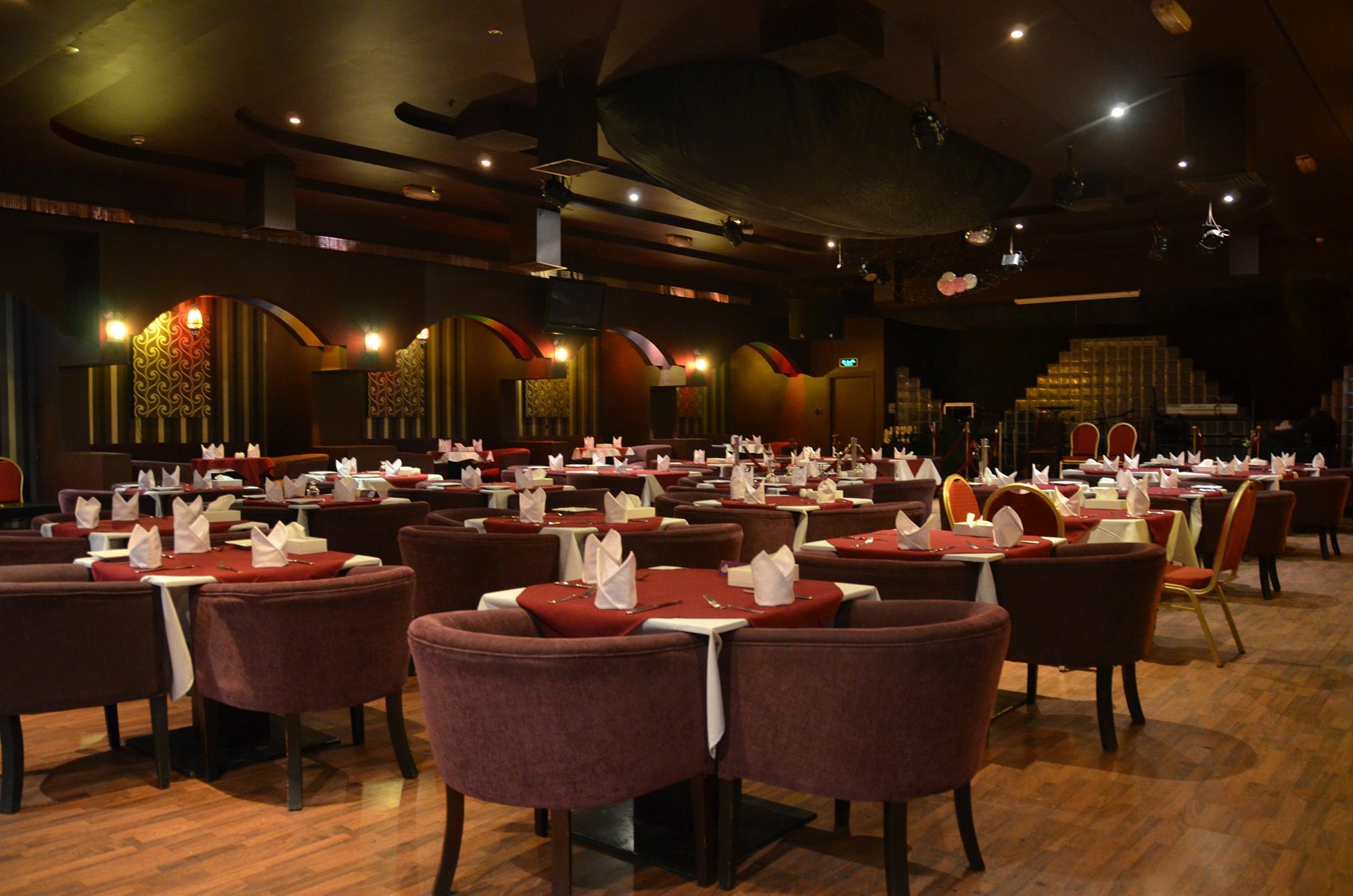 Pars International Hotel Manama Exterior photo