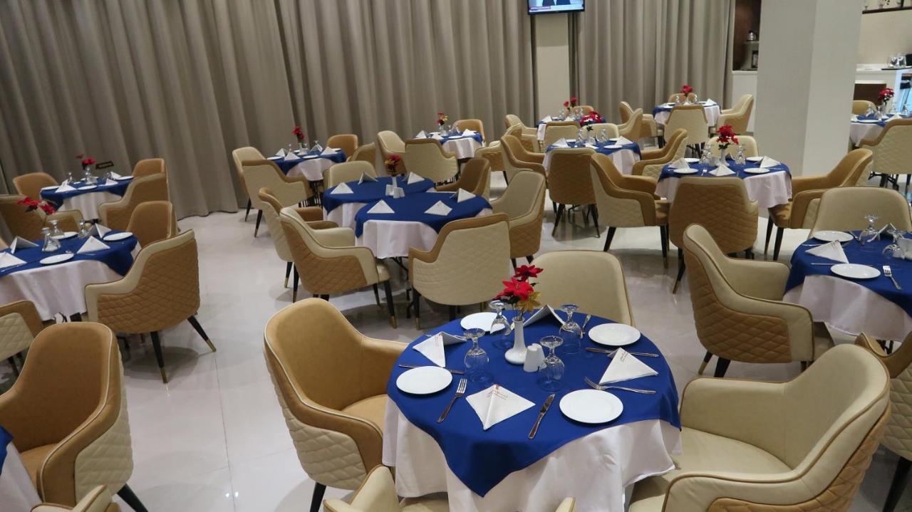Pars International Hotel Manama Exterior photo